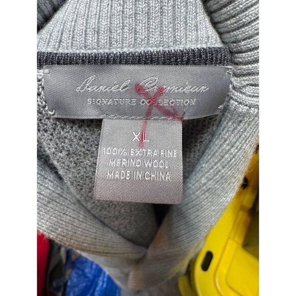 Daniel Cremieux Mens Italian Wool Collar Cardigan Sweater Argyle Pattern Gray XL - Picture 4 of 4